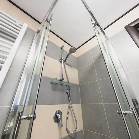 卡拉格兰德住宿公寓式酒店