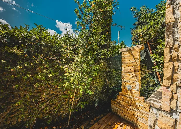 卡拉格兰德住宿公寓式酒店 *